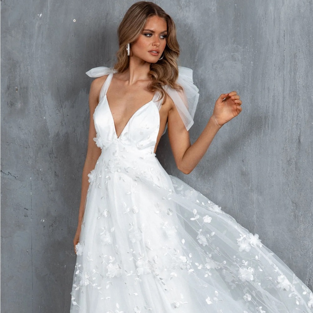 Selfie Leslie White Bridal Shower Dress